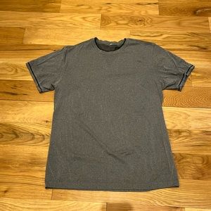 Lululemon men’s gray short sleeve shirt with black detail neck/sleeves, large